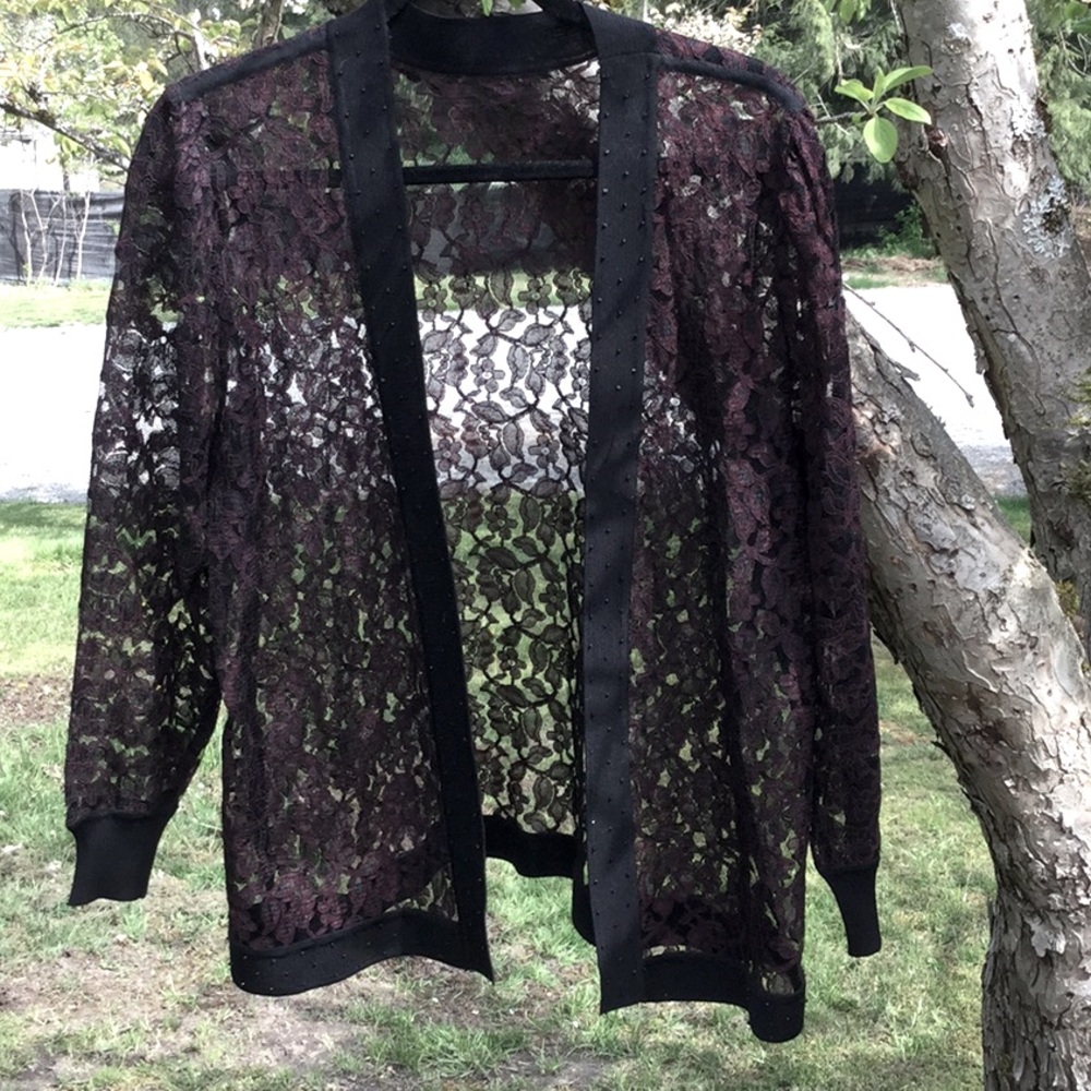 Lace cardigan cover up travel Mother’s Day brunch farmer’s market festival